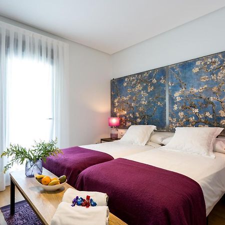 Apartamentos Rg Plaza De Espana Севілья Екстер'єр фото