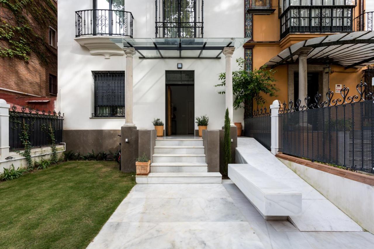Apartamentos Rg Plaza De Espana Севілья Екстер'єр фото