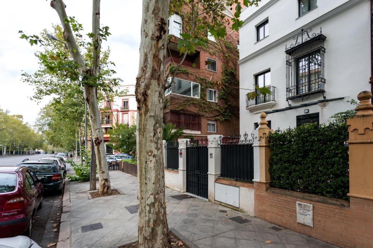 Apartamentos Rg Plaza De Espana Севілья Екстер'єр фото