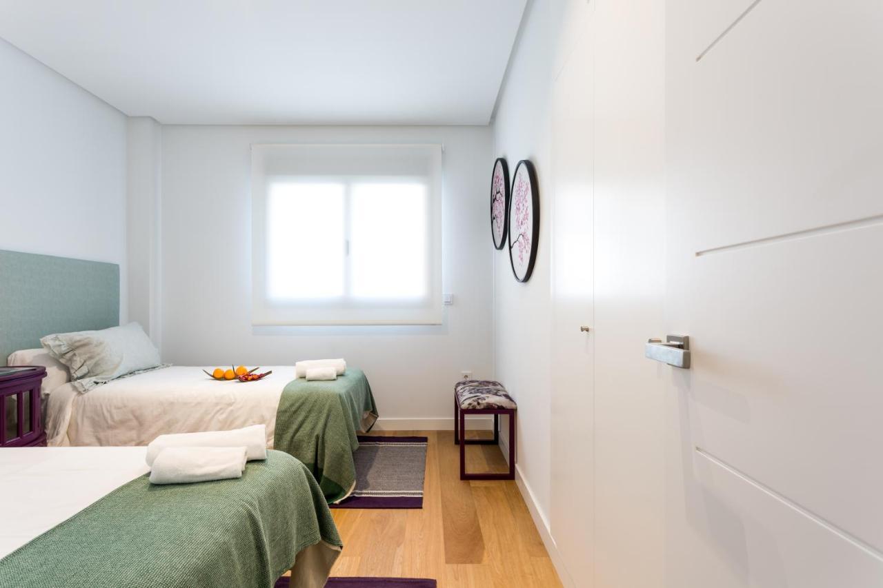 Apartamentos Rg Plaza De Espana Севілья Екстер'єр фото