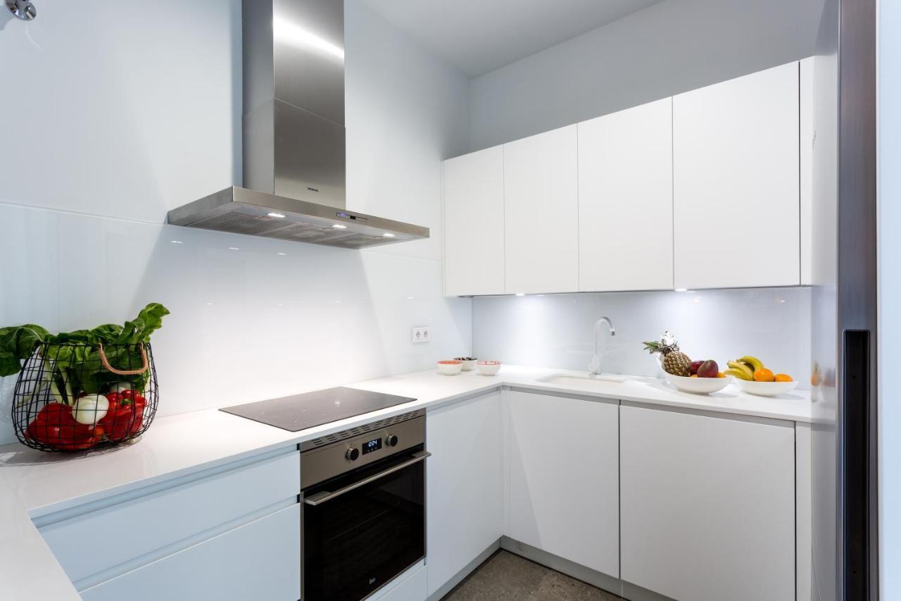 Apartamentos Rg Plaza De Espana Севілья Екстер'єр фото