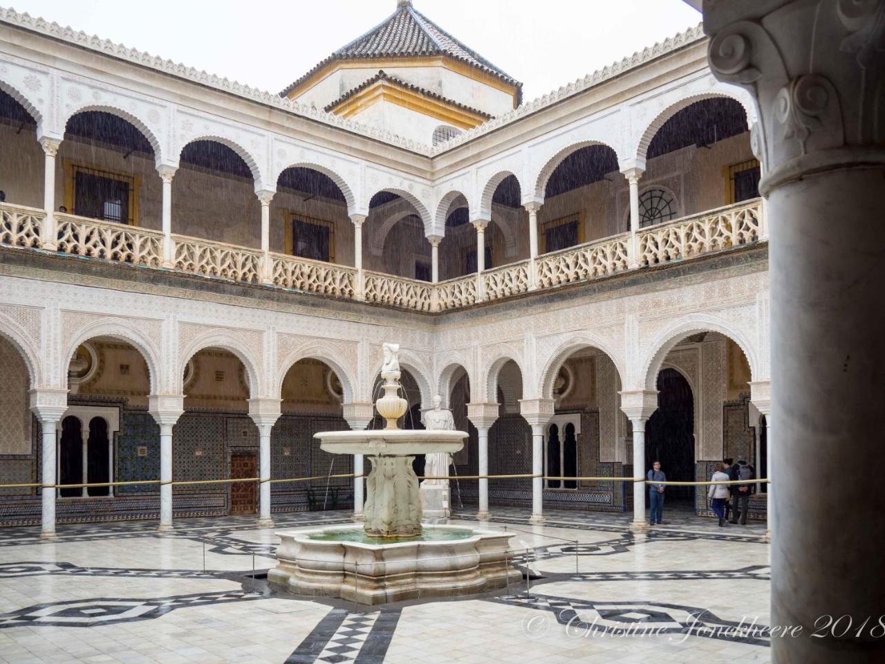 Apartamentos Rg Plaza De Espana Севілья Екстер'єр фото